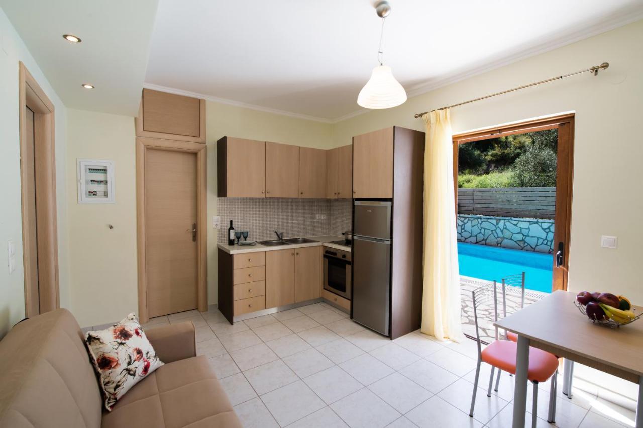 Delphinus Villas-Villa Nikitas Áyios Nikítas Екстериор снимка