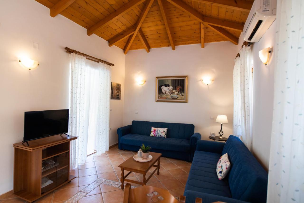 Delphinus Villas-Villa Nikitas Áyios Nikítas Екстериор снимка