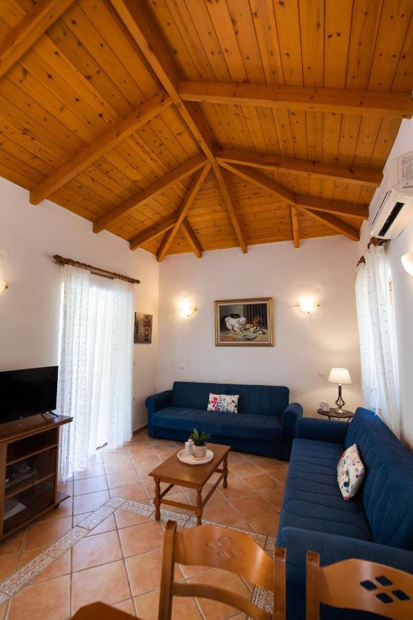 Delphinus Villas-Villa Nikitas Áyios Nikítas Екстериор снимка