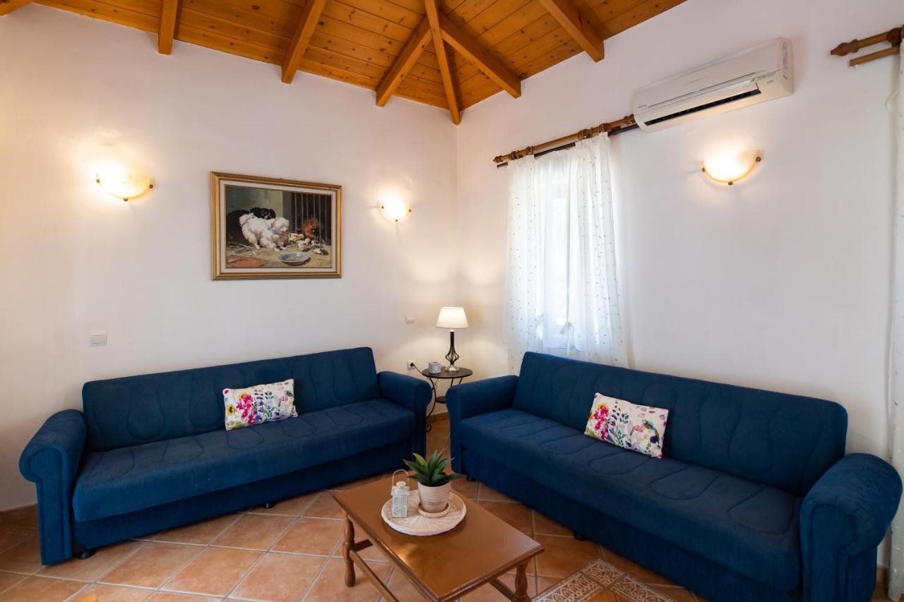 Delphinus Villas-Villa Nikitas Áyios Nikítas Екстериор снимка
